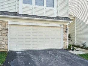 4042 Gardiner Run in Akron, OH - Building Photo - Building Photo