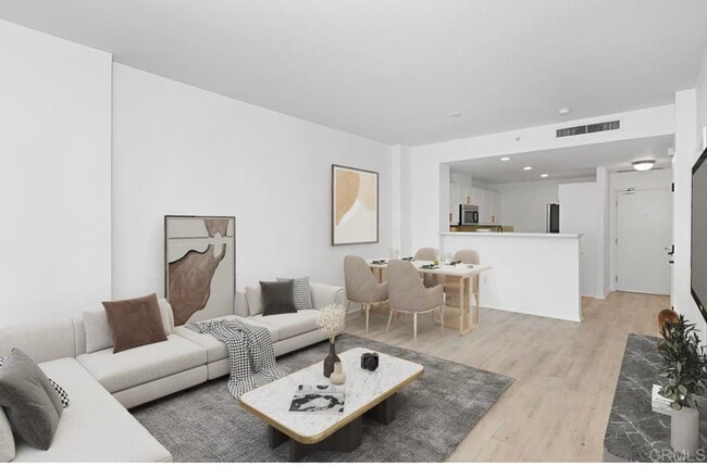 530 K St, Unit 216 in San Diego, CA - Building Photo - Building Photo