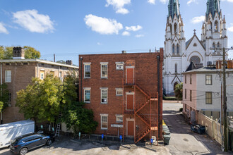 311 Abercorn St in Savannah, GA - Building Photo - Building Photo