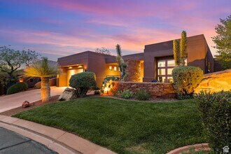 2410 W Entrada Trail in Saint George, UT - Building Photo - Building Photo