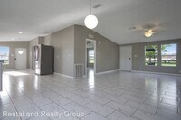 2800 Sanders Rd photo'