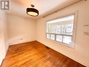 135 Kenwood Ave in Toronto, ON - Building Photo - Building Photo