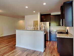 477 McKinley St in Enumclaw, WA - Building Photo - Building Photo