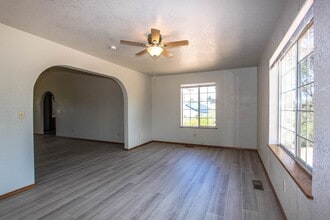 2360 W Twinoaks Dr in Prescott, AZ - Building Photo - Building Photo