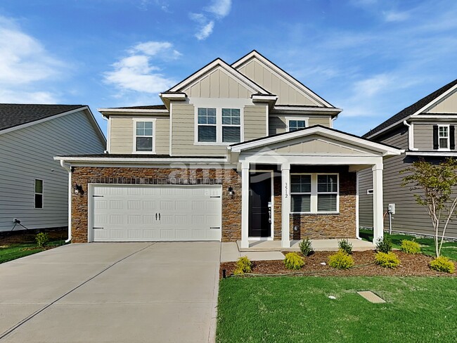 property at 3512 Lincoln Hts Ln