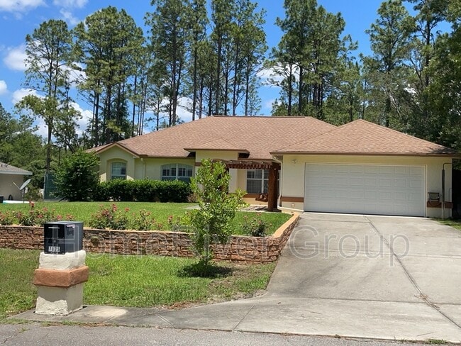 property at 7825 SW 139th Pl