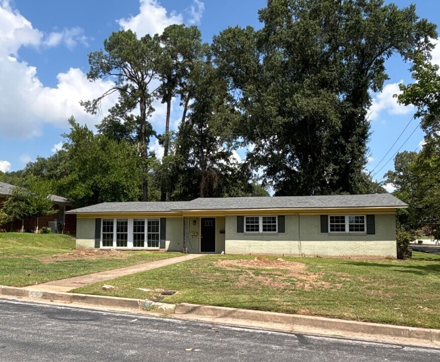522 Dartmouth Dr in Tyler, TX - Building Photo