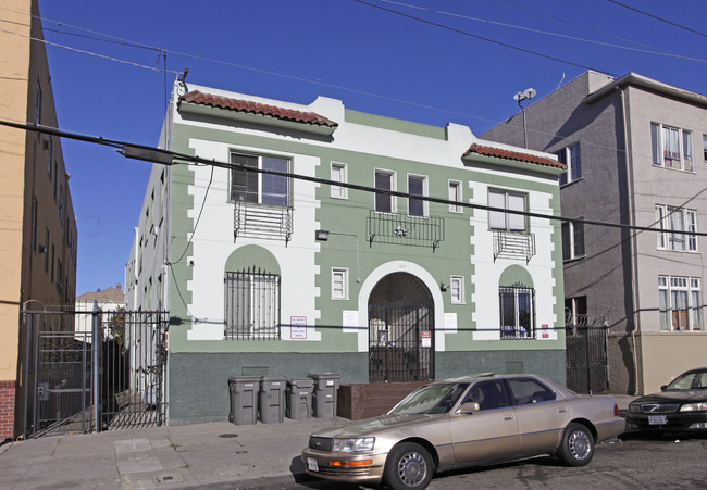 Casa Madrone in Oakland, CA - Building Photo - Building Photo