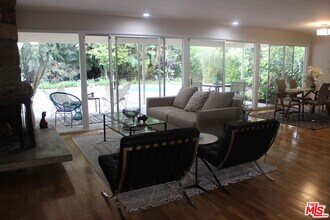 282 Wigmore Dr in Pasadena, CA - Building Photo - Building Photo