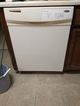 485 Meadow Green Ln in Round Lake Beach, IL - Building Photo - Building Photo