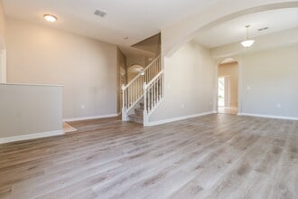 4023 Braemere Dr in Spring Hill, FL - Building Photo - Building Photo