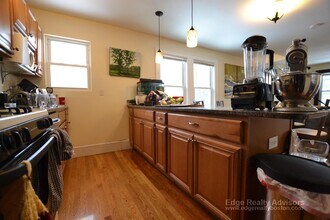 7 Donnybrook Rd, Unit 2 in Boston, MA - Foto de edificio - Building Photo