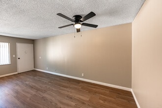 Mayfield Park Apartments in San Bernardino, CA - Building Photo - Interior Photo
