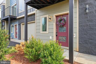 139 Oak View St in Culpeper, VA - Building Photo - Building Photo