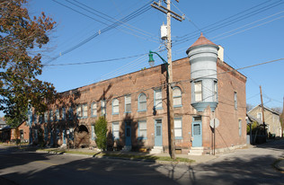 216-230 E Whittier St Apartamentos