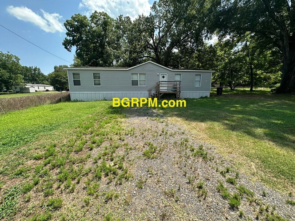 312 E Valentine Rd in Jacksonville, AR - Building Photo