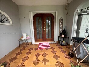 7610 NW 4th St in Miami, FL - Building Photo - Building Photo