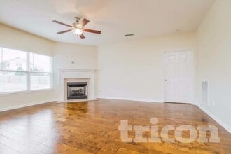 1011 Middleton Ln in Gallatin, TN - Building Photo - Building Photo