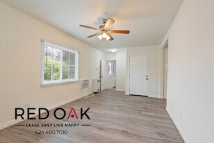 1866 W 11th St in Los Angeles, CA - Building Photo