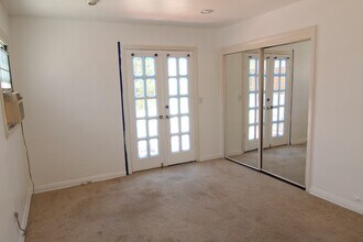 459 N Alfred St in Los Angeles, CA - Building Photo - Building Photo