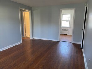 585 Thomas St in Orange, NJ - Building Photo - Building Photo