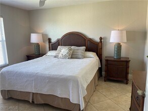 9640 Victoria Ln in Naples, FL - Building Photo - Building Photo