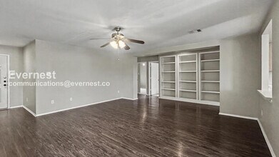 1216 Apollo Cir in Round Rock, TX - Building Photo - Building Photo