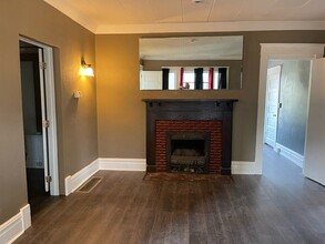 1608 W Mission Ave, Unit A in Spokane, WA - Building Photo - Building Photo