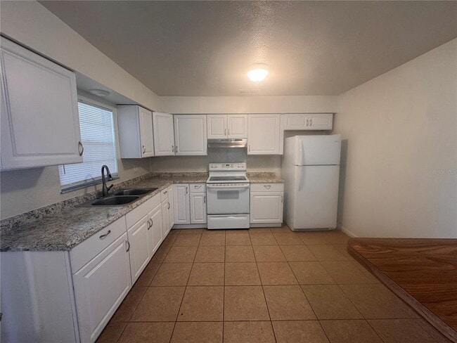 property at 21362 Anderson Rd