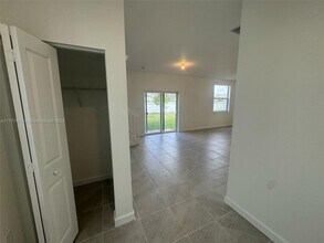 2481 SE 24th Ct in Homestead, FL - Building Photo - Building Photo