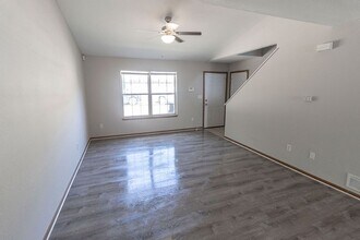 1505-1507-1507 Bodie Dr in Columbia, MO - Building Photo - Building Photo