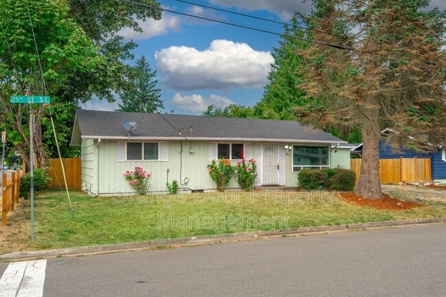 601 25th St SE in Auburn, WA - Building Photo - Building Photo