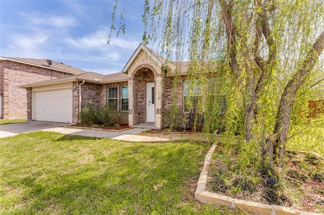 725 Redwing Dr in Saginaw, TX - Building Photo - Building Photo