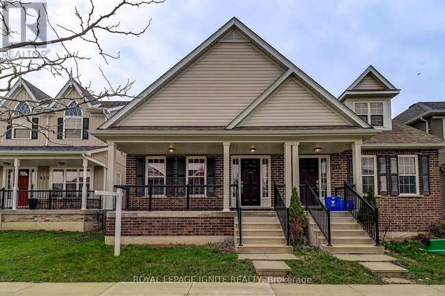 property at 931 Broadway Blvd