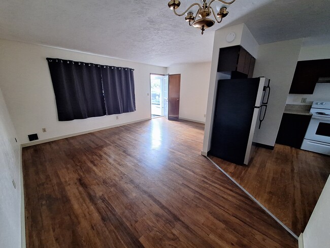 404 NE 61st Ave, Unit 404