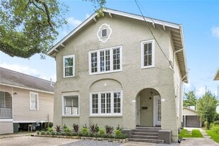 2830 Palmer Ave in New Orleans, LA - Building Photo