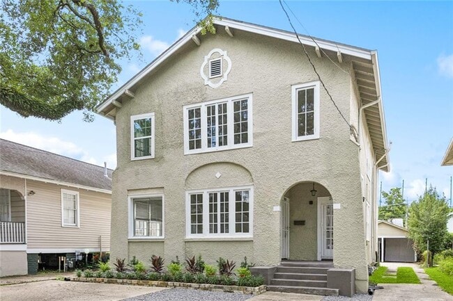 2830 Palmer Ave