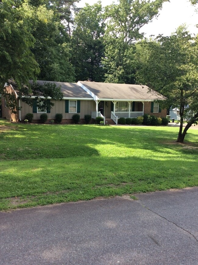 property at 112 Mina Dr