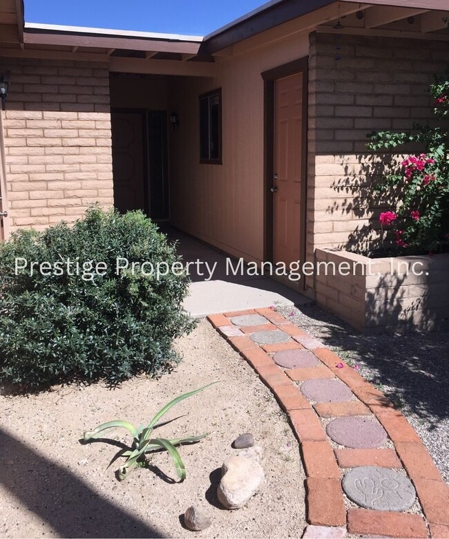 2910 W Verona Pl in Tucson, AZ - Building Photo - Building Photo