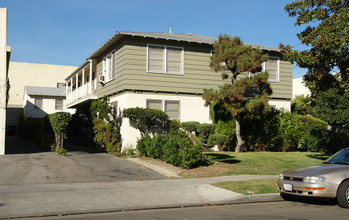 729 E Garfield Ave in Glendale, CA - Building Photo - Building Photo