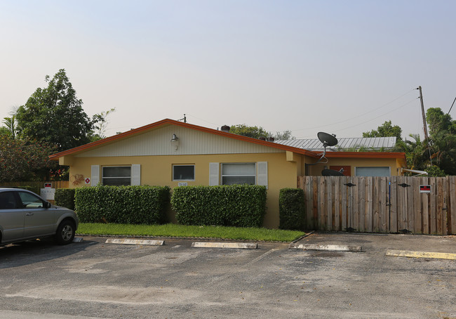 1006 NE 15th St in Fort Lauderdale, FL - Building Photo - Building Photo