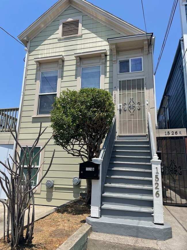 property at 1526 5th St