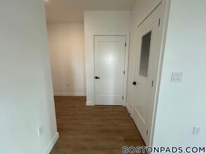 199 Gardner St in Boston, MA - Foto de edificio - Building Photo