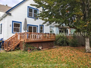 34 NE Ivy St in Portland, OR - Building Photo - Building Photo