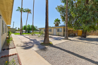 Longview Apartments in Phoenix, AZ - Building Photo - Other