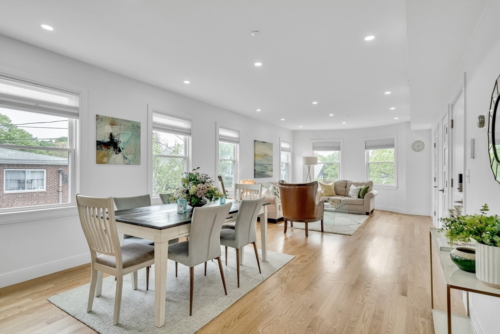 34 Park St in Newton, MA - Building Photo