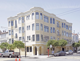 2101 Beach St in San Francisco, CA - Building Photo