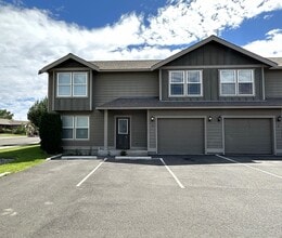 2100 N Chestnut St in Ellensburg, WA - Building Photo - Building Photo