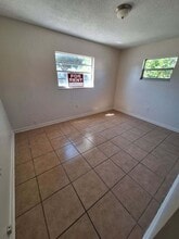 511 65th Ave Dr W in Bradenton, FL - Building Photo - Building Photo