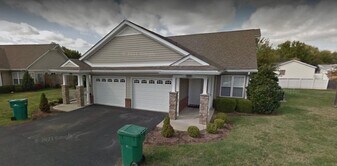 3721 Tuscany Valley Dr in Louisville, KY - Building Photo